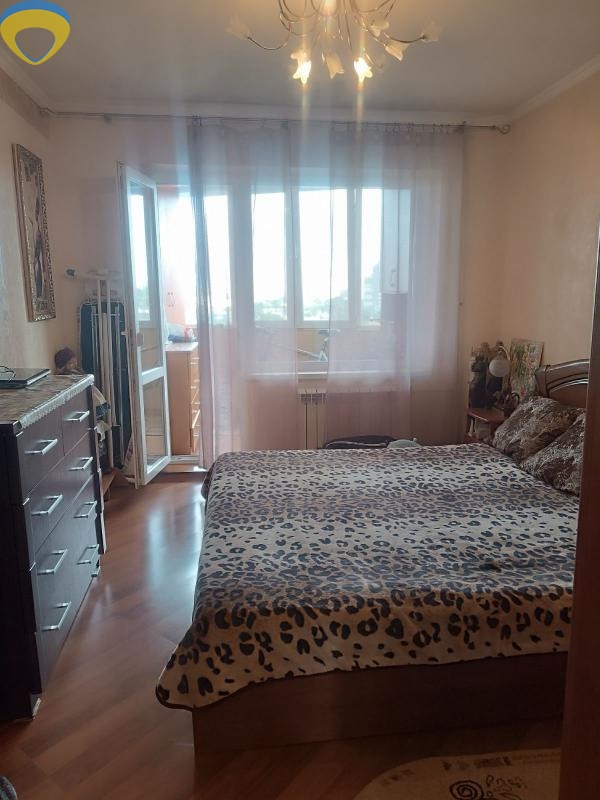 продажа трехкомнатной квартиры номер A-173654 в Малиновском районе, фото номер 9